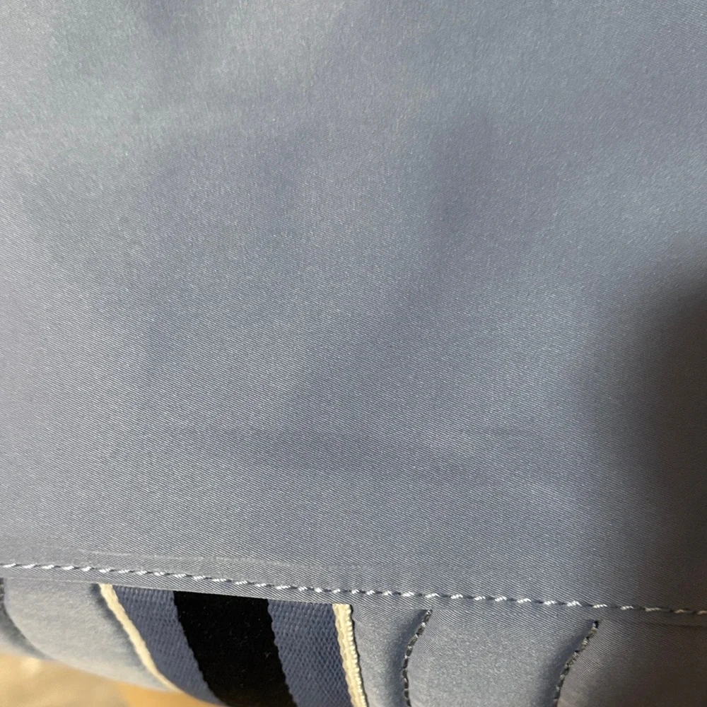 Sincerely Jules weekender Duffle Bag -Cosmetic bag included - Picture 10 of 10